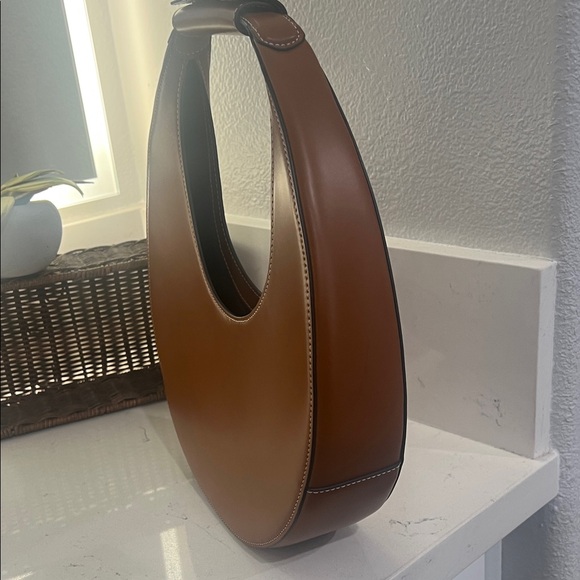 Staud half moon bag Elegant Brown Women's Bag. - Picture 3 of 16
